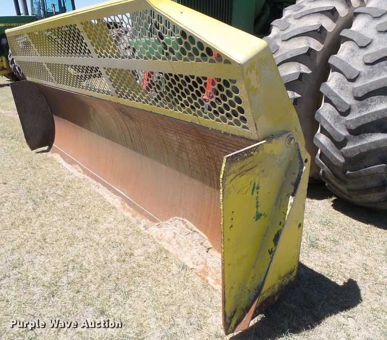 image for item DI5586 1980 John Deere 8640  4WD tractor