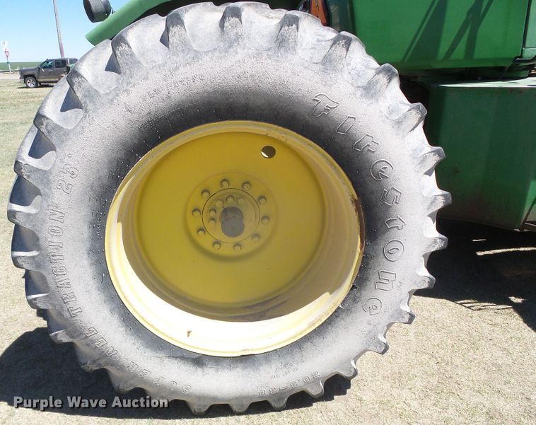 image for item DI5586 1980 John Deere 8640  4WD tractor