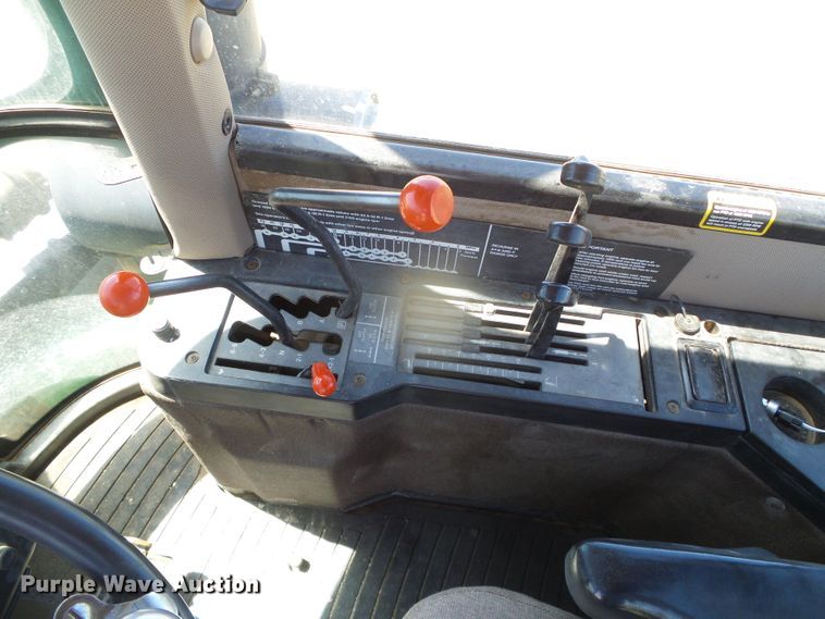 image for item DI5587 1993 John Deere 8770  4WD tractor