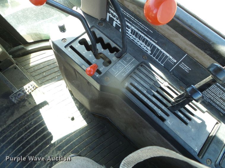 image for item DI5587 1993 John Deere 8770  4WD tractor