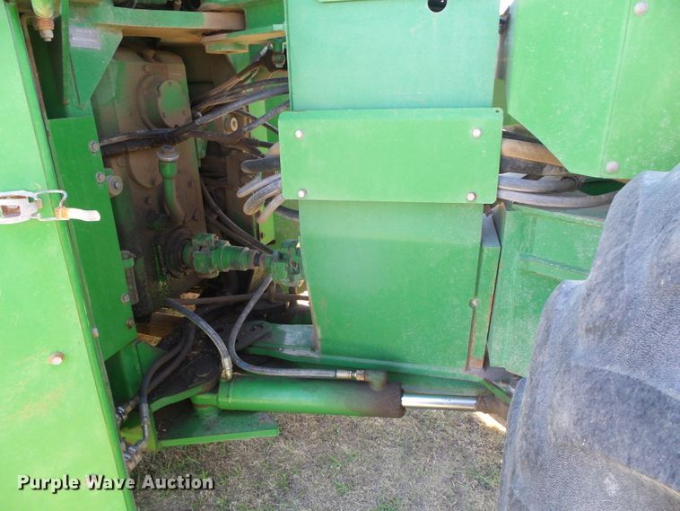 image for item DI5587 1993 John Deere 8770  4WD tractor