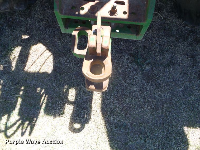 image for item DI5587 1993 John Deere 8770  4WD tractor