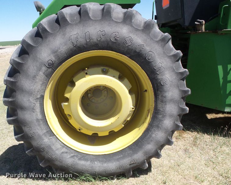 image for item DI5587 1993 John Deere 8770  4WD tractor
