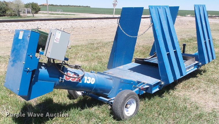 image for item DI5588 2019 Burchland GSX130  drive over pit auger