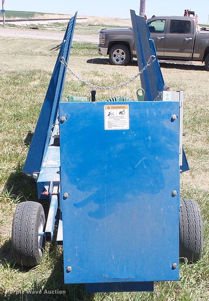 image for item DI5588 2019 Burchland GSX130  drive over pit auger