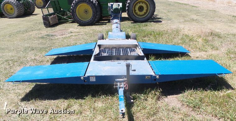 image for item DI5588 2019 Burchland GSX130  drive over pit auger