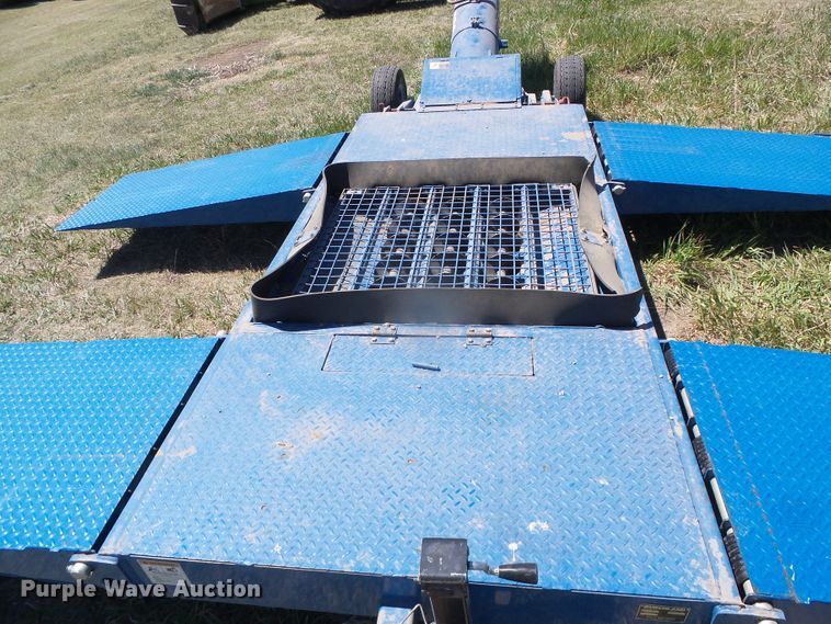 image for item DI5588 2019 Burchland GSX130  drive over pit auger