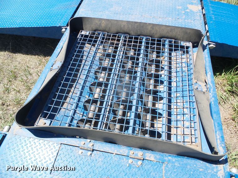 image for item DI5588 2019 Burchland GSX130  drive over pit auger