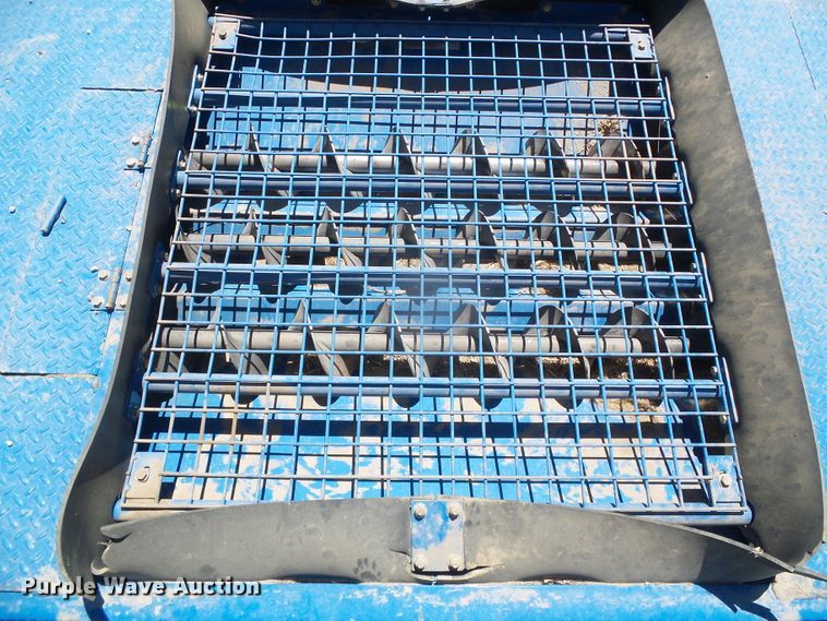 image for item DI5588 2019 Burchland GSX130  drive over pit auger