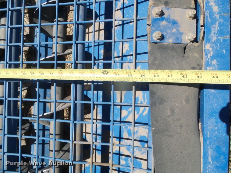 image for item DI5588 2019 Burchland GSX130  drive over pit auger