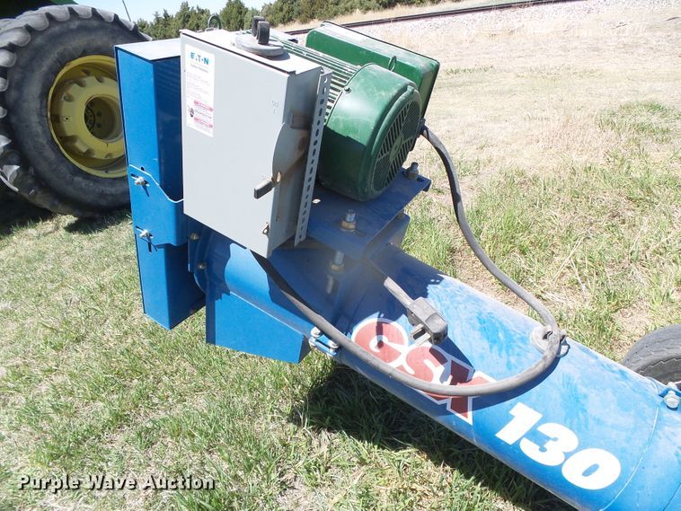 image for item DI5588 2019 Burchland GSX130  drive over pit auger