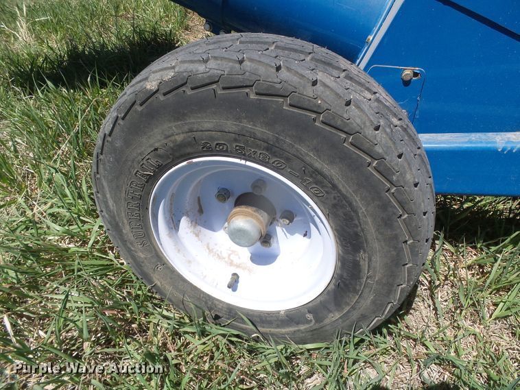 image for item DI5588 2019 Burchland GSX130  drive over pit auger