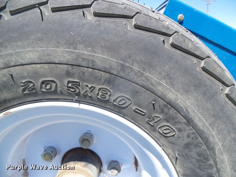 image for item DI5588 2019 Burchland GSX130  drive over pit auger