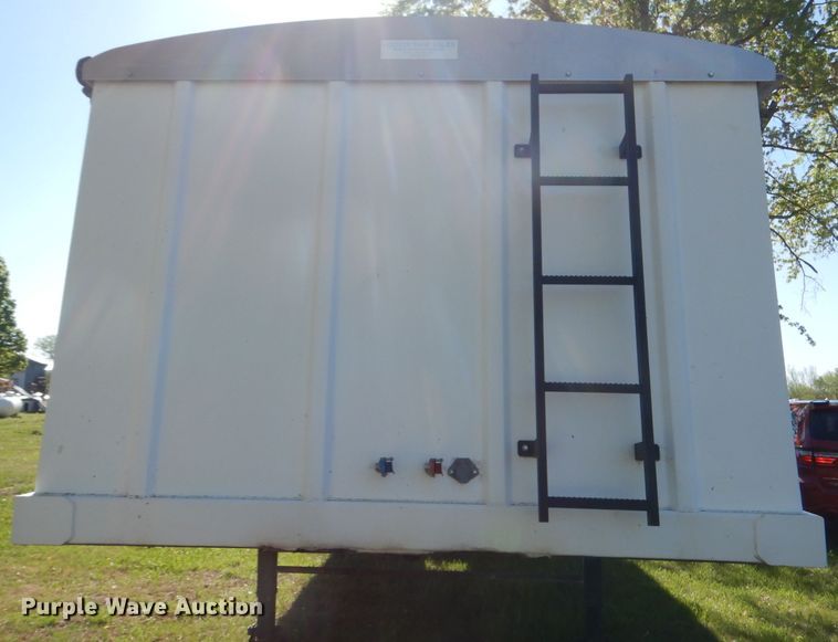 image for item DI6597 2012 Alameda AHB32  grain trailer