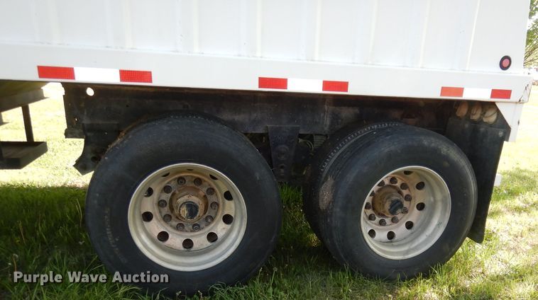 image for item DI6597 2012 Alameda AHB32  grain trailer