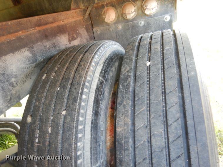 image for item DI6597 2012 Alameda AHB32  grain trailer