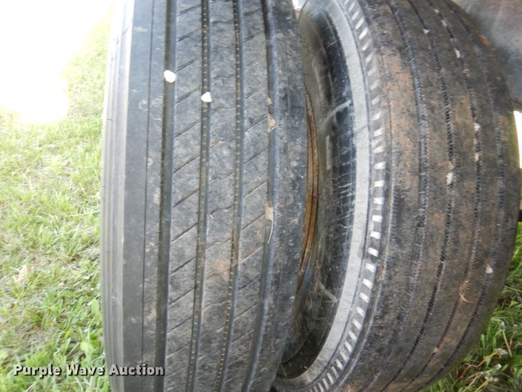 image for item DI6597 2012 Alameda AHB32  grain trailer