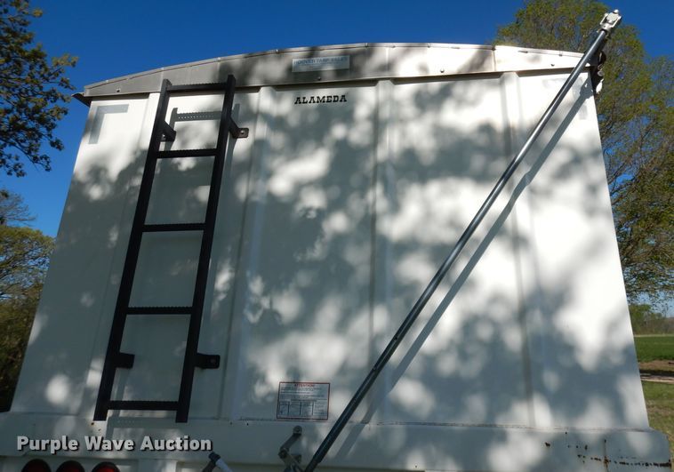 image for item DI6597 2012 Alameda AHB32  grain trailer