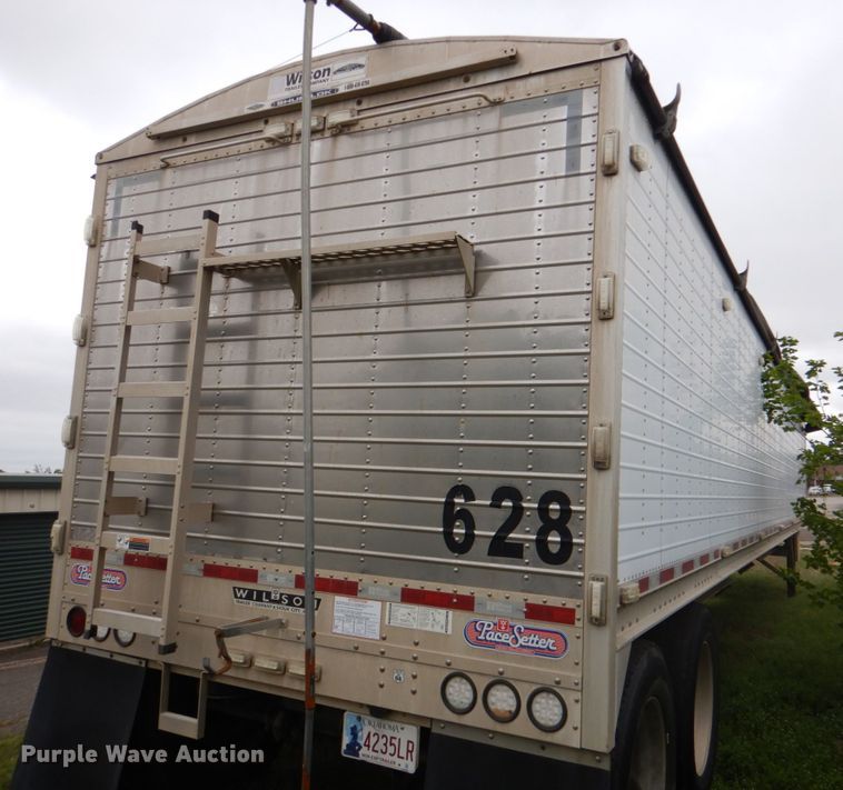 image for item DJ0439 2014 Wilson DWH-551  grain trailer