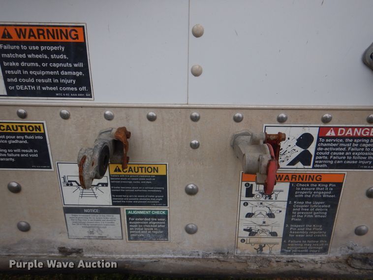 image for item DJ0439 2014 Wilson DWH-551  grain trailer