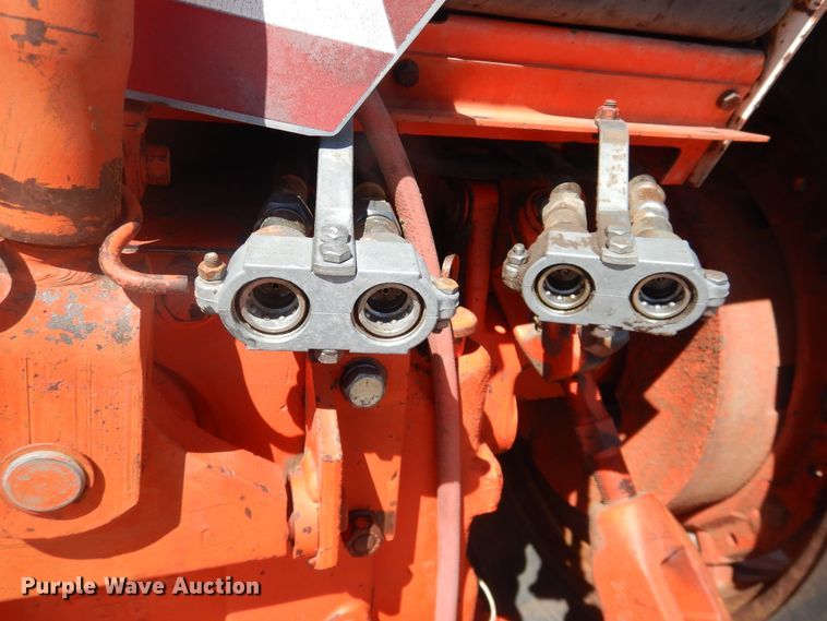 image for item DJ1224 1974 Case 1370  tractor