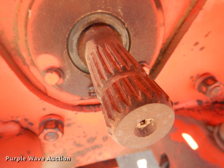 image for item DJ1224 1974 Case 1370  tractor