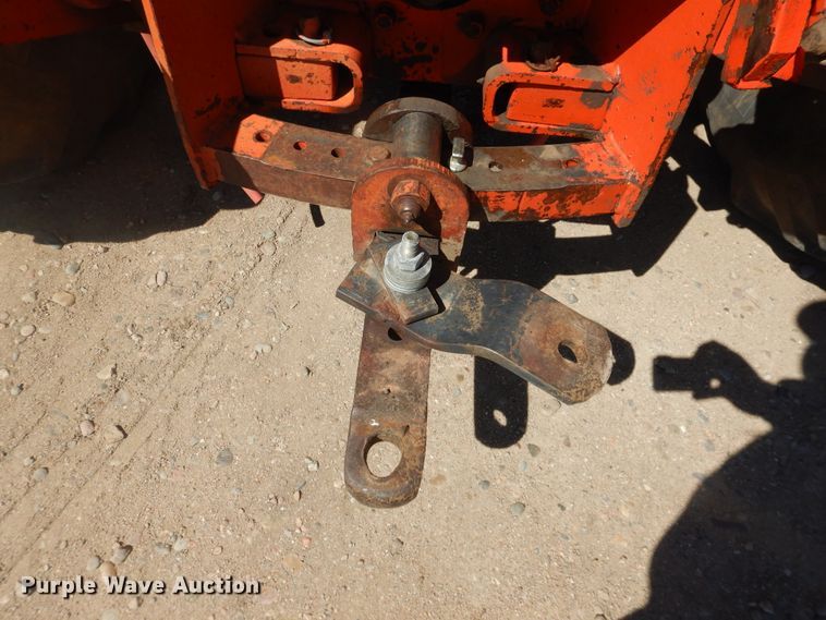 image for item DJ1224 1974 Case 1370  tractor