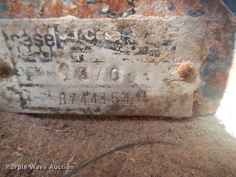 image for item DJ1224 1974 Case 1370  tractor