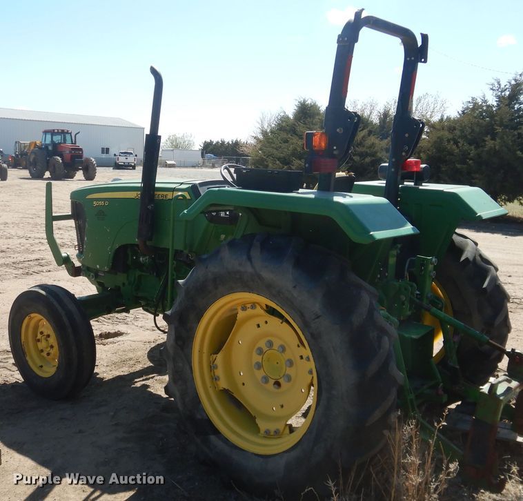 image for item DJ1226 2011 John Deere 5055D  tractor