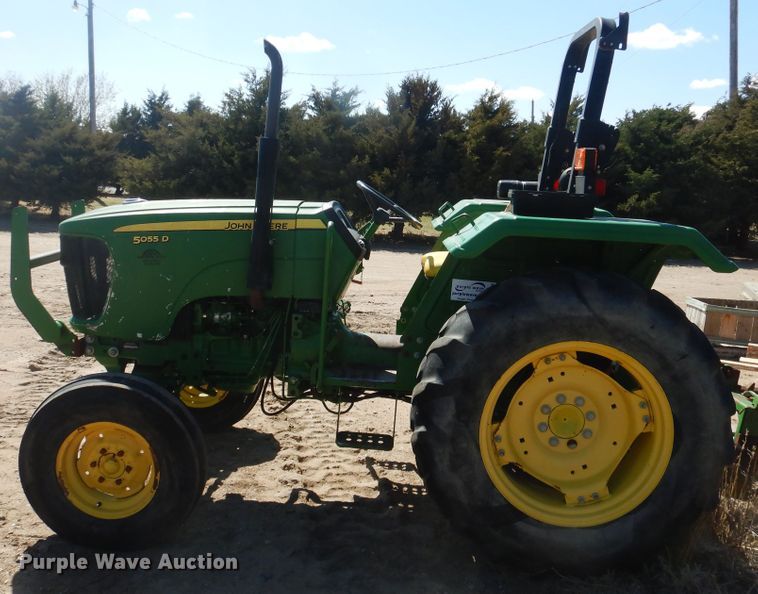 image for item DJ1226 2011 John Deere 5055D  tractor