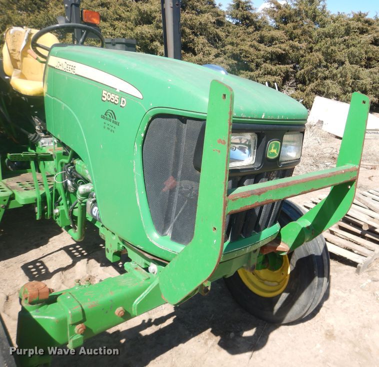 image for item DJ1226 2011 John Deere 5055D  tractor