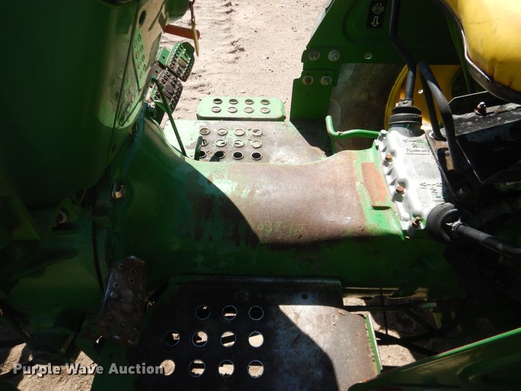 image for item DJ1226 2011 John Deere 5055D  tractor