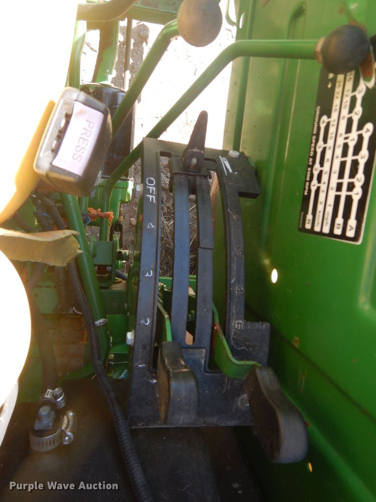 image for item DJ1226 2011 John Deere 5055D  tractor