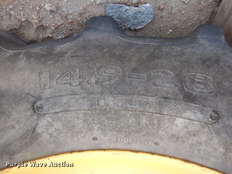 image for item DJ1226 2011 John Deere 5055D  tractor