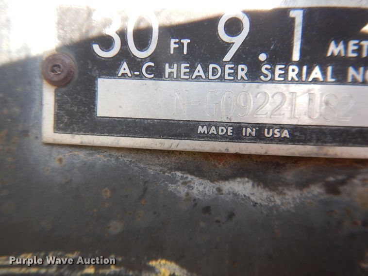 image for item DJ1227 1983 Gleaner N7  combine