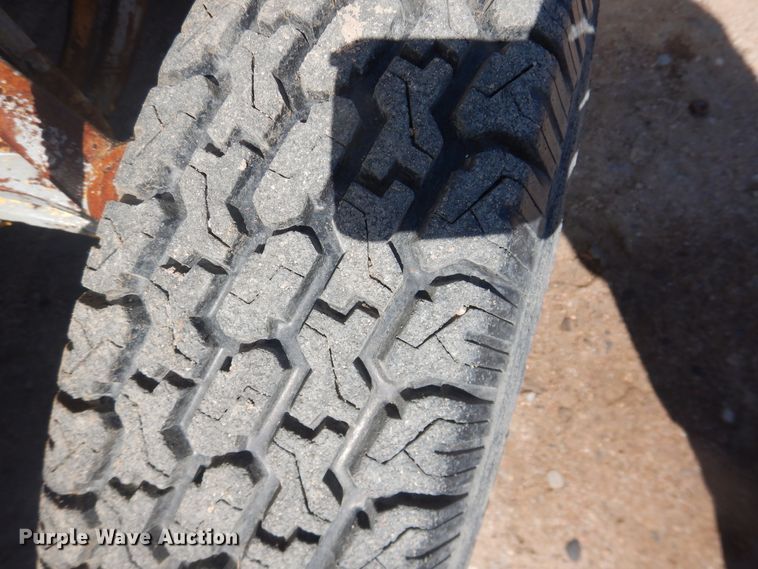 image for item DJ1228 Ford 3400  tractor