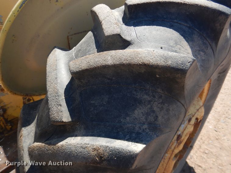 image for item DJ1228 Ford 3400  tractor