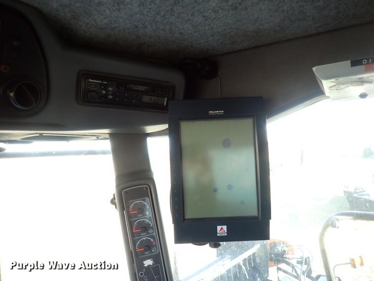 image for item DJ5511 2004 Challenger 670  combine