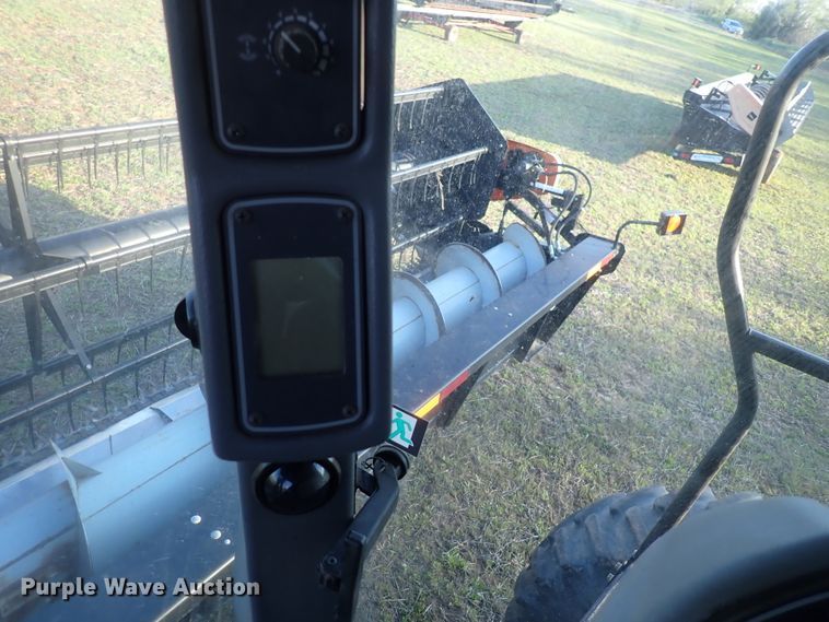 image for item DJ5511 2004 Challenger 670  combine