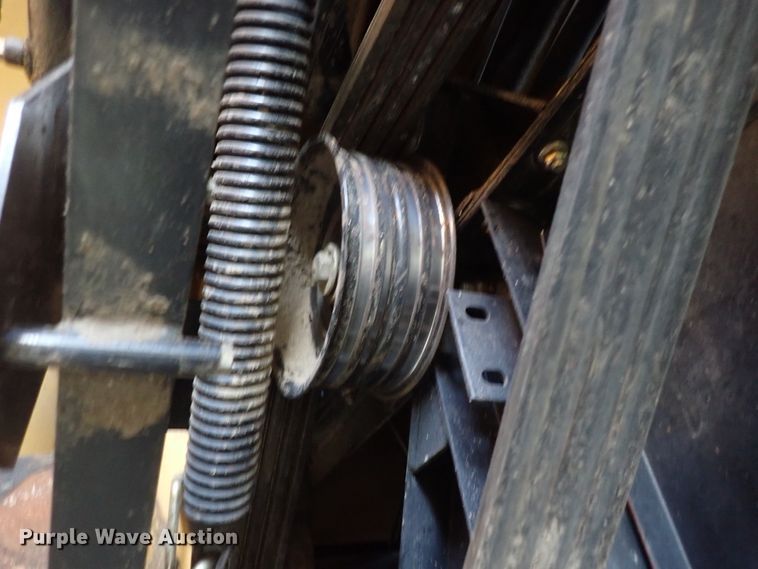 image for item DJ5511 2004 Challenger 670  combine