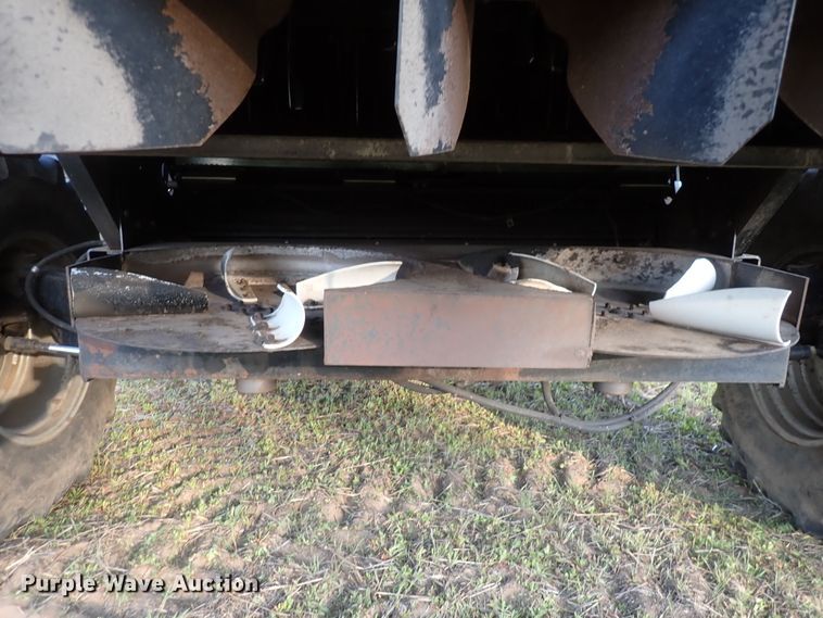 image for item DJ5511 2004 Challenger 670  combine