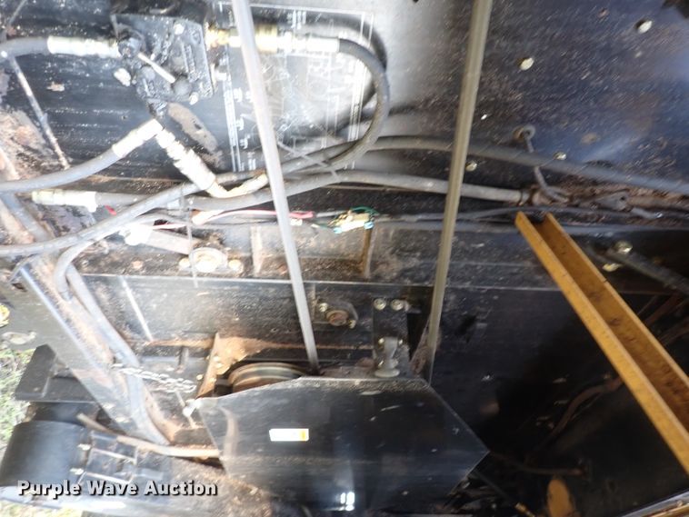 image for item DJ5511 2004 Challenger 670  combine