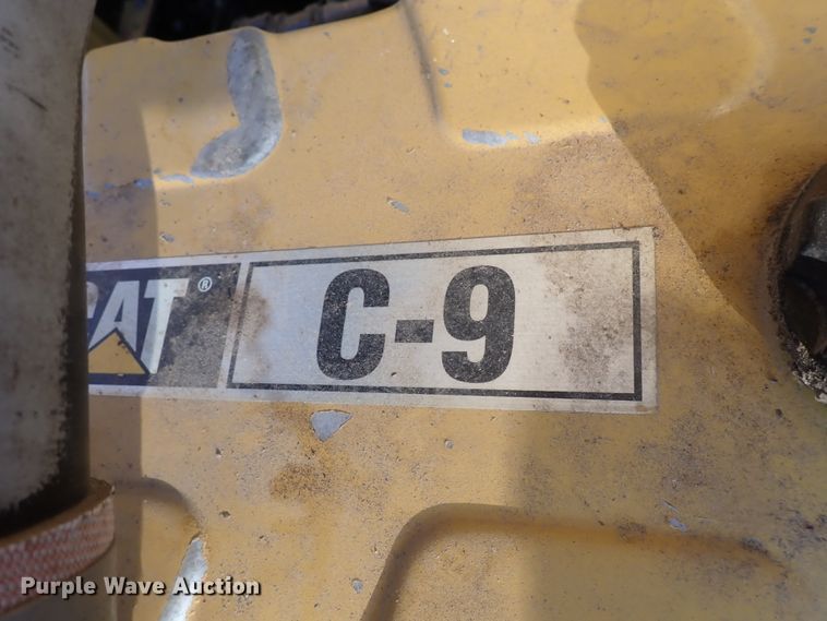 image for item DJ5511 2004 Challenger 670  combine