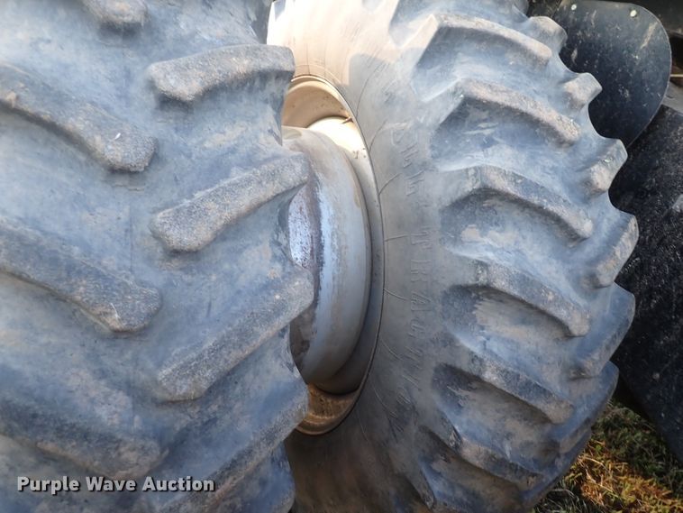 image for item DJ5511 2004 Challenger 670  combine