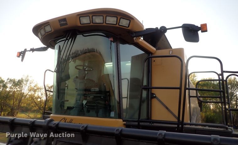 image for item DJ5511 2004 Challenger 670  combine