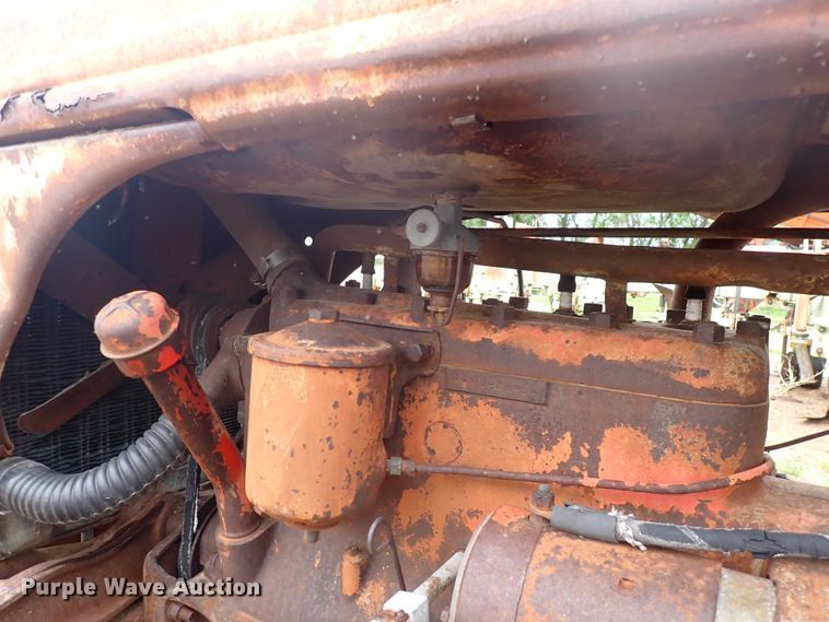 image for item DJ5715 Ford  tractor