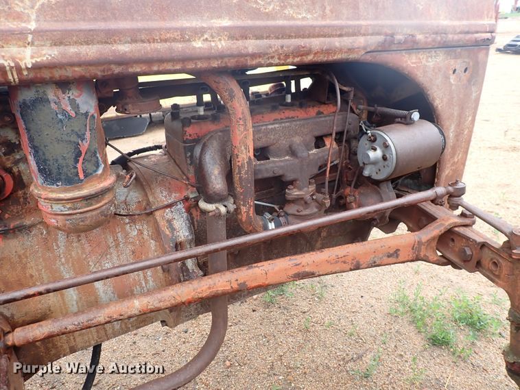 image for item DJ5715 Ford  tractor