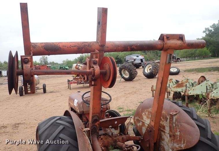 image for item DJ5715 Ford  tractor
