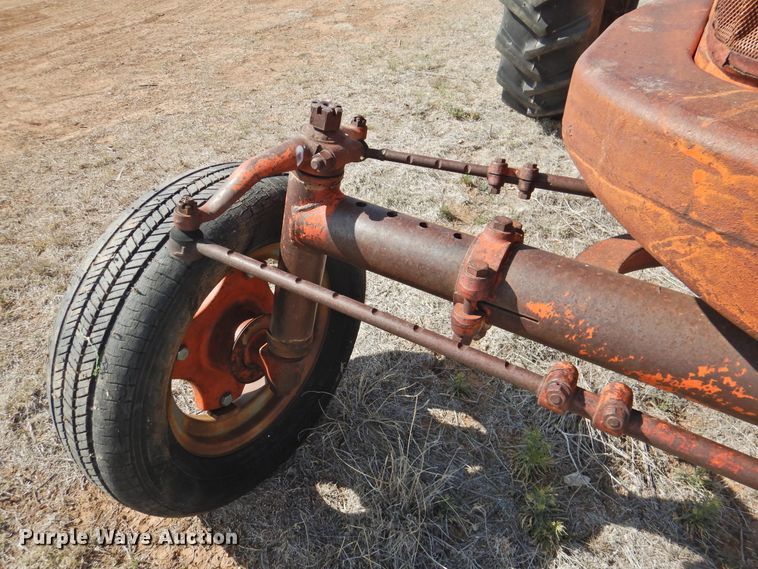 image for item DJ8441 1958 Case 711-B  tractor