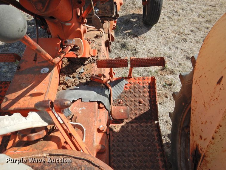 image for item DJ8441 1958 Case 711-B  tractor